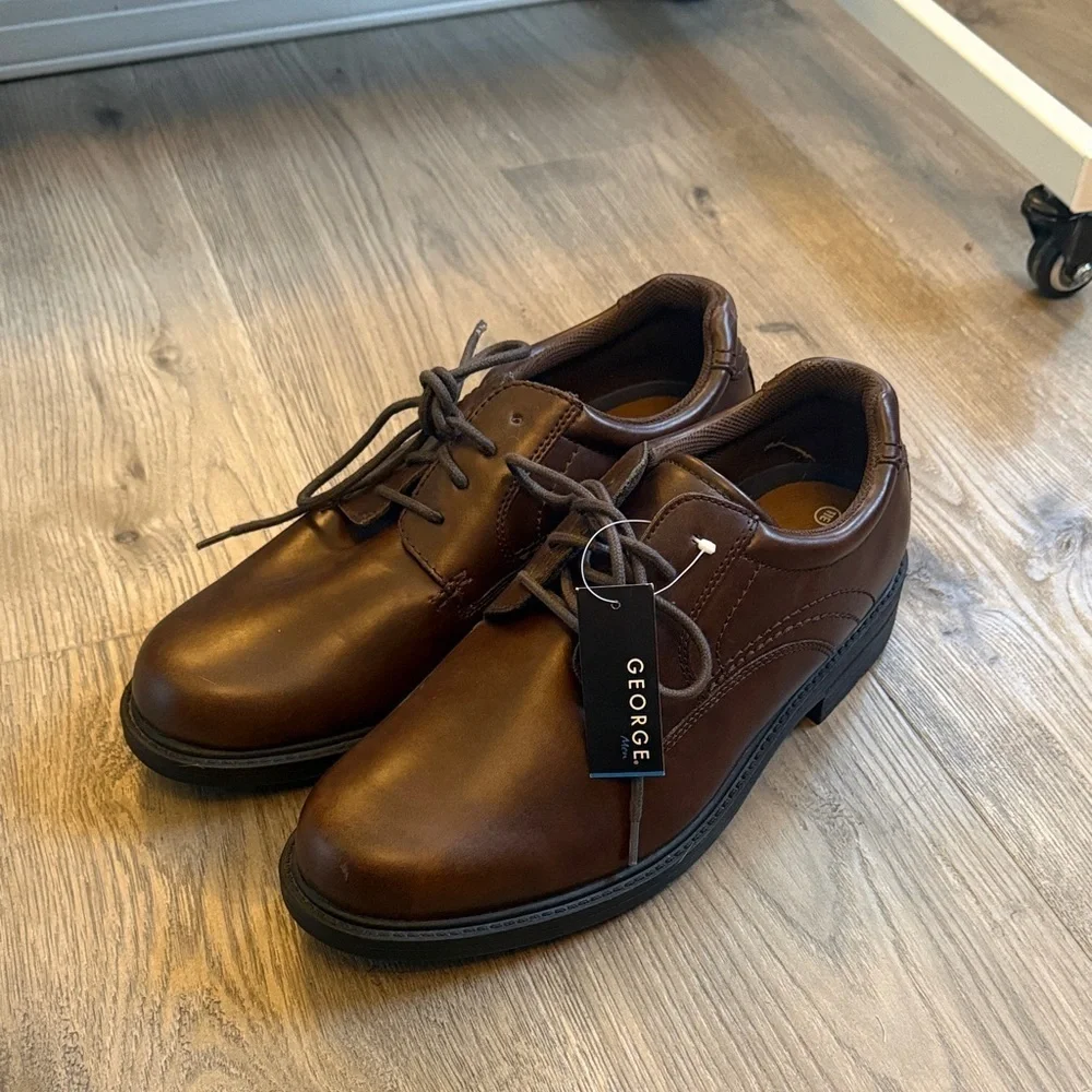 George Men's Dark Brown Oxfords NWT